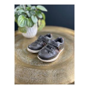 Smart Fit Faux Leather Sneakers Sz 7 Brown Non-Marking Soles